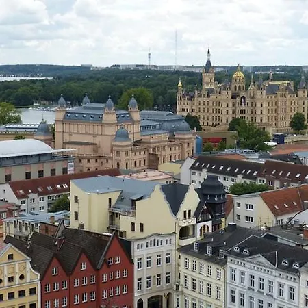 Апартаменти Schoene, Helle Direkt Im Zentrum
